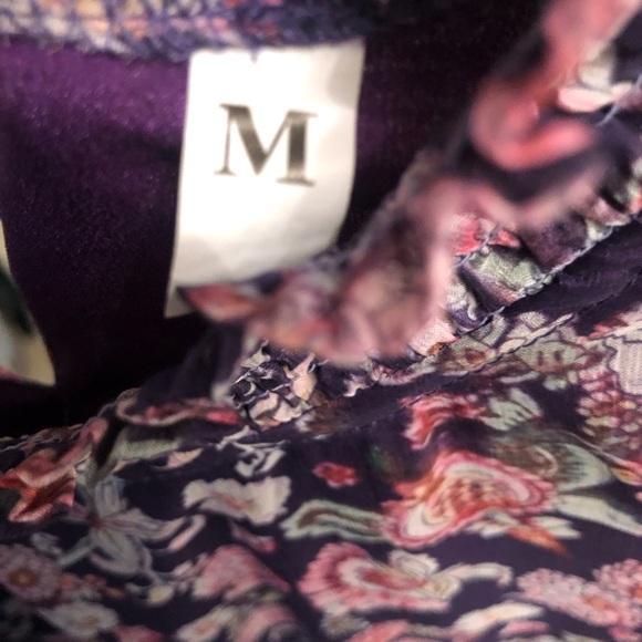 Ruffle dress - Picture 2 of 2